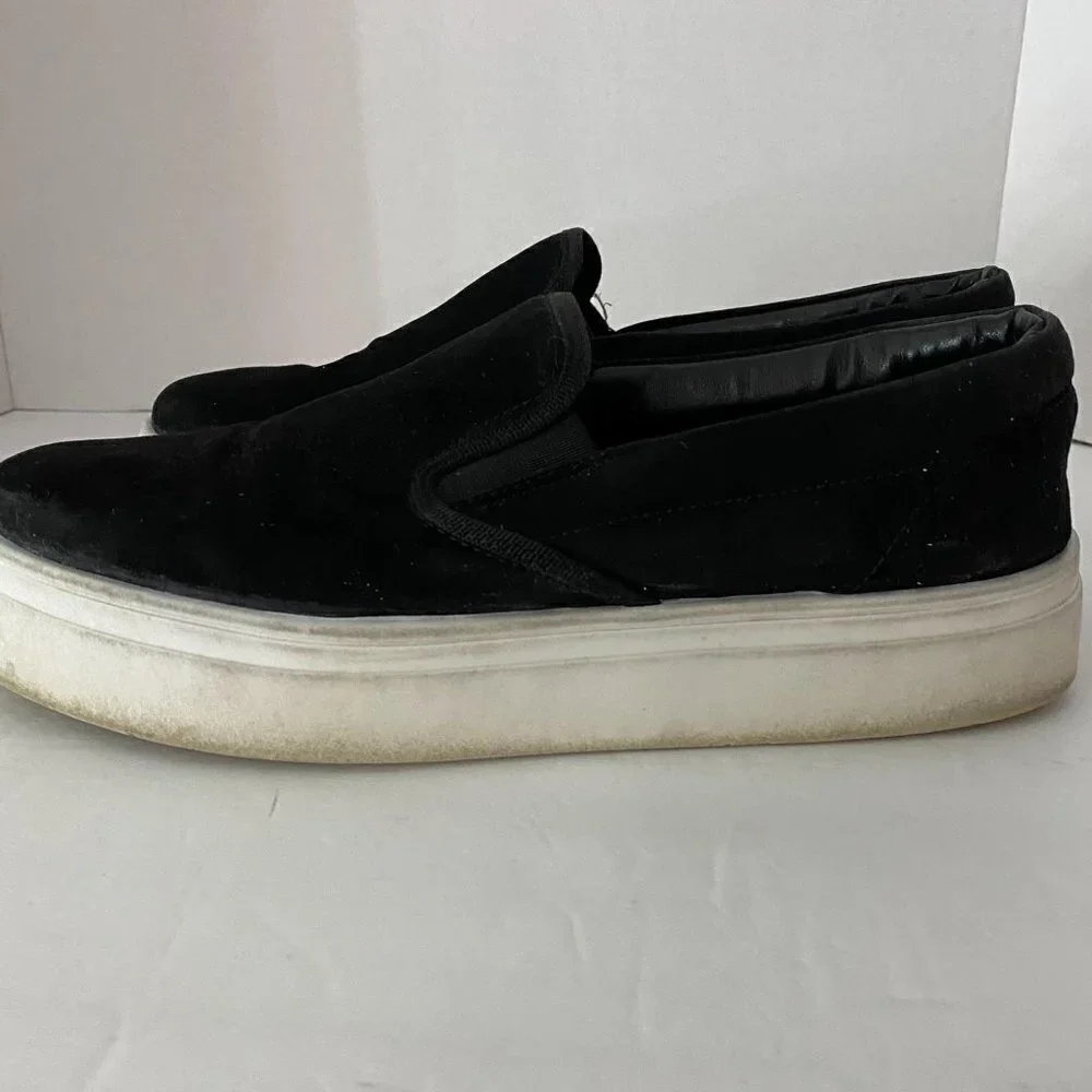 Topshop Women's Chunky Platform Slip On Faux Suede Black Sneaker Size US 9.5